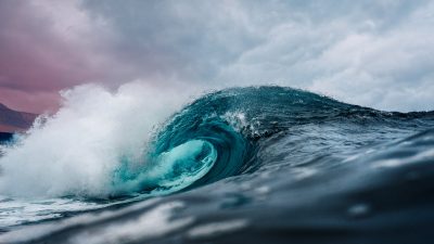 Imagen de Tidal wave - Maremoto